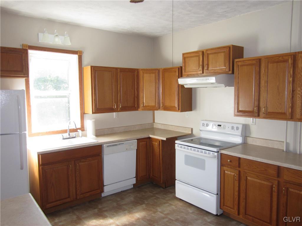 97 Main Road Lehighton, PA 18235 - Photo 5 of 13 Beautiful, Updated Kitchen
