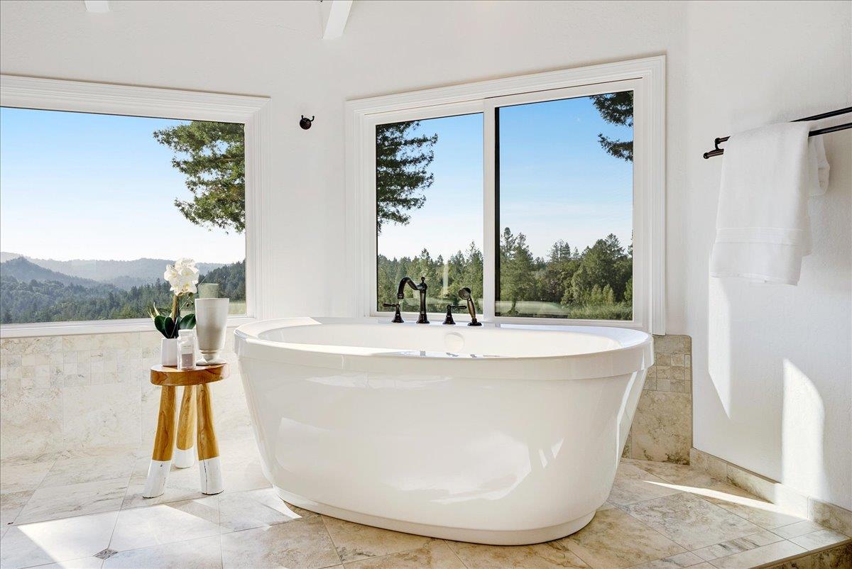 480 Quail Ridge Road Scotts Valley, CA 95066 - Photo 35 of 69 a view of a living room