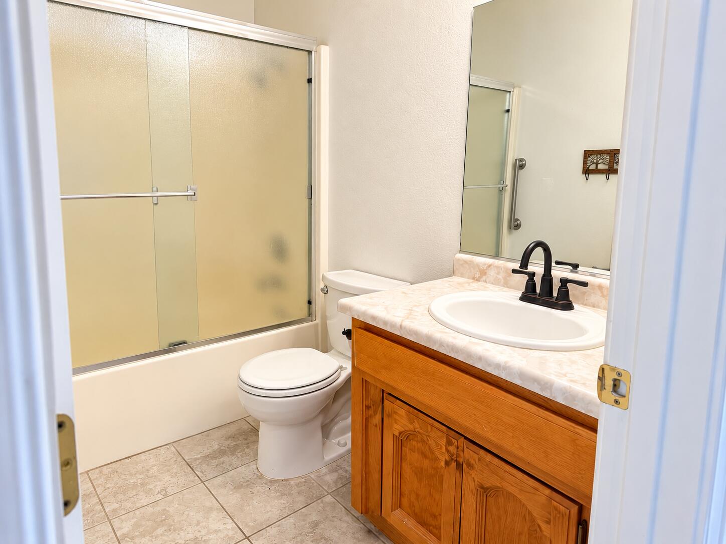 13725 Gas Point Road Igo, CA 96047 - Photo 22 of 23 Bright Neutral Bathroom Interior