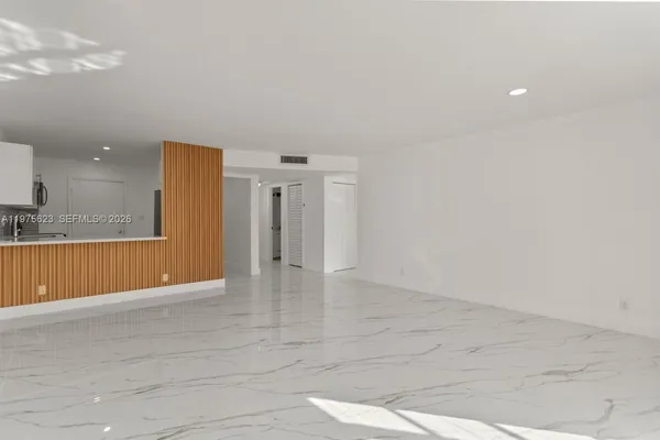 $1,700 | 2251 Northwest 48th Terrace, Unit 102, Lauderhill, FL 33313
