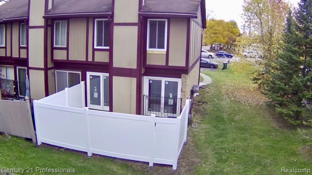 7231 Morton Taylor N Road Canton, MI 48187 - Photo 5 of 31