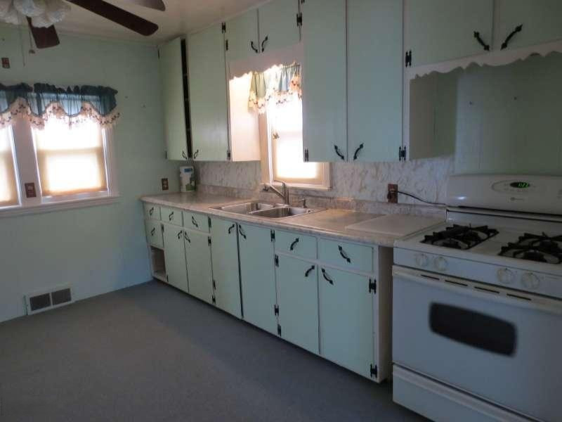 4025 South Dangl Road Muskegon, MI 49444 - Photo 9 of 17 IMG_2075