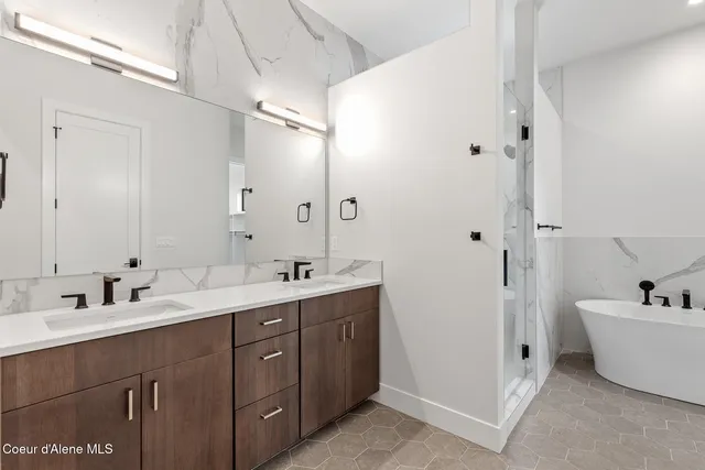 $1,250,000 | 2484 North Atlas Road, Coeur D'Alene, ID 83814