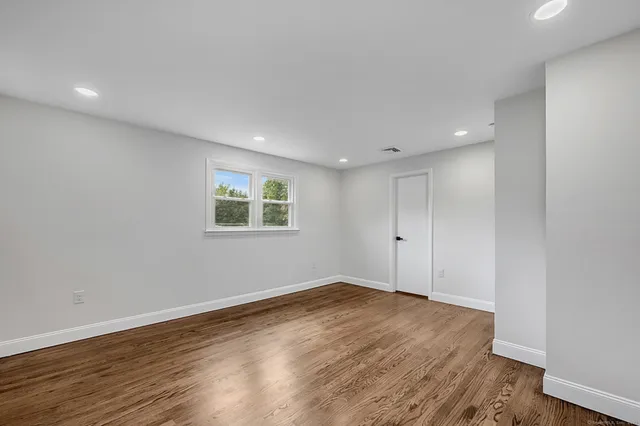 $449,900 | 85 Elmwood Drive, Meriden, CT 06450