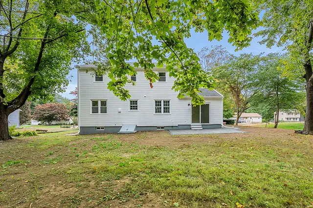 $449,900 | 85 Elmwood Drive, Meriden, CT 06450