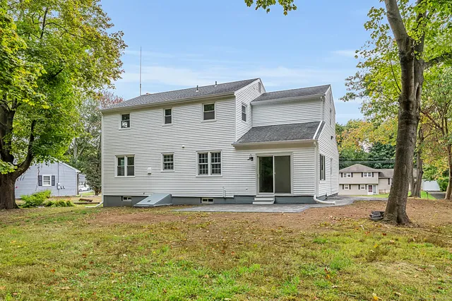 $449,900 | 85 Elmwood Drive, Meriden, CT 06450