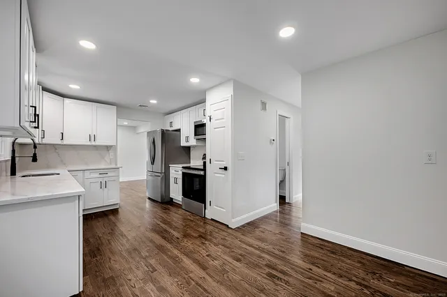 $449,900 | 85 Elmwood Drive, Meriden, CT 06450