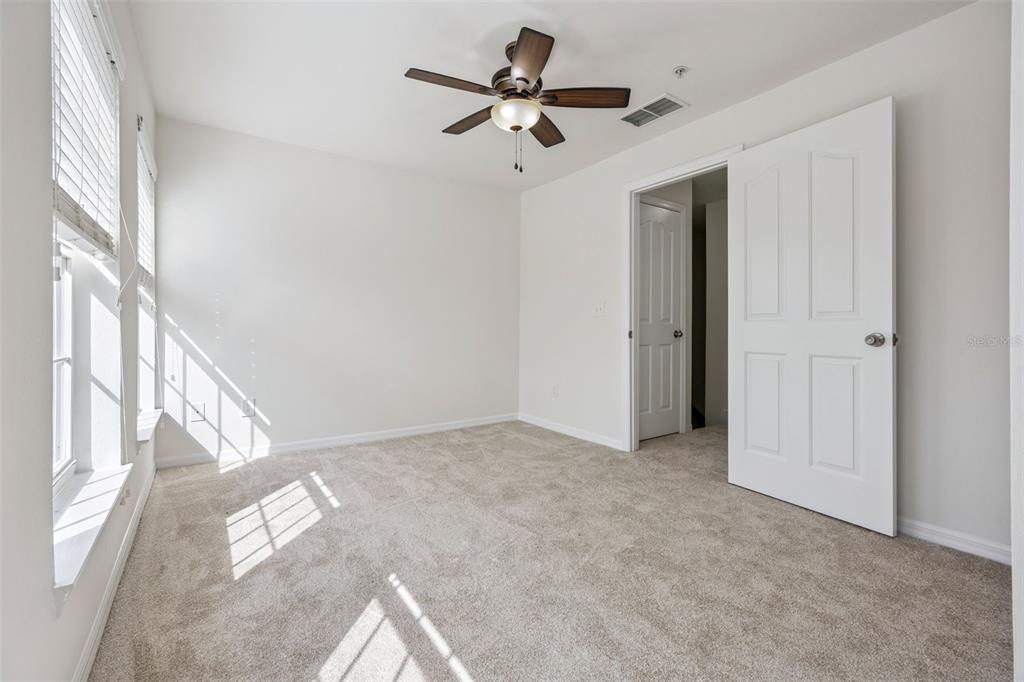 1012 Waterside Drive Celebration, FL 34747 - Photo 28 of 51