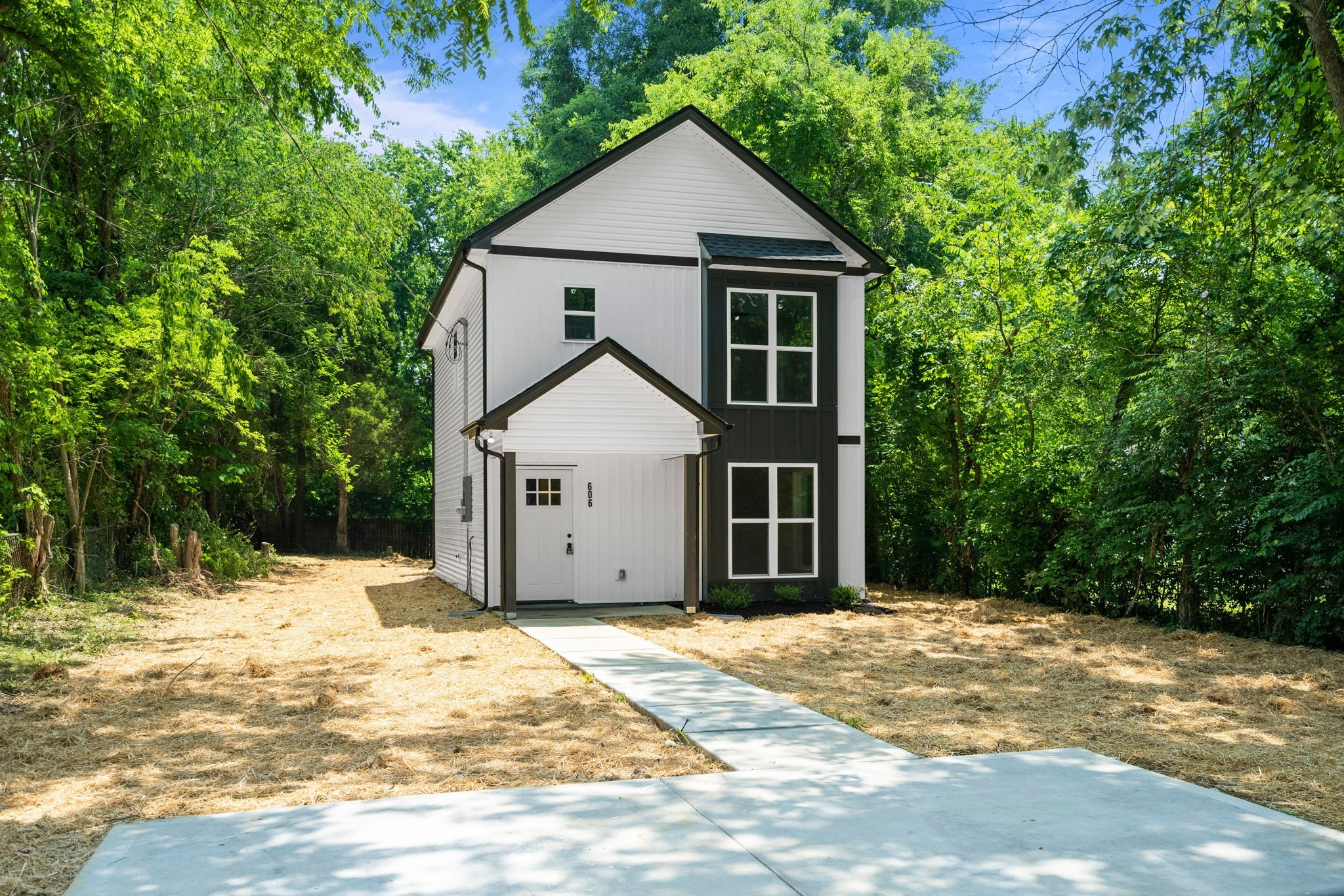 606 Smith Street Springfield, TN 37172 - Photo 3 of 25 Gallery Image 3