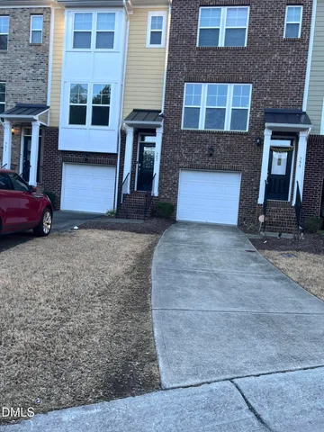 $1,995 | 355 Michigan Avenue, Cary, NC 27519