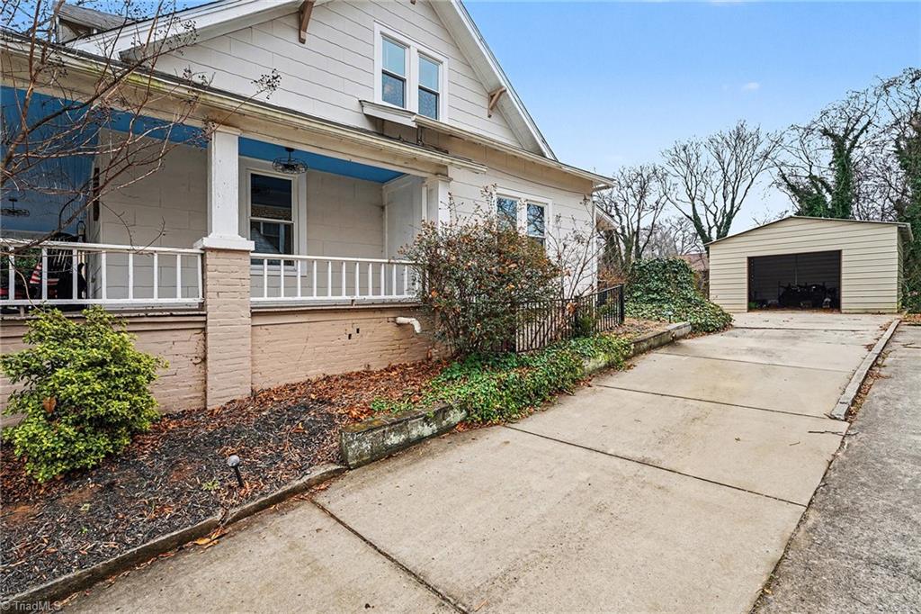 403 West Center Street Lexington, NC 27292 - Photo 5 of 46