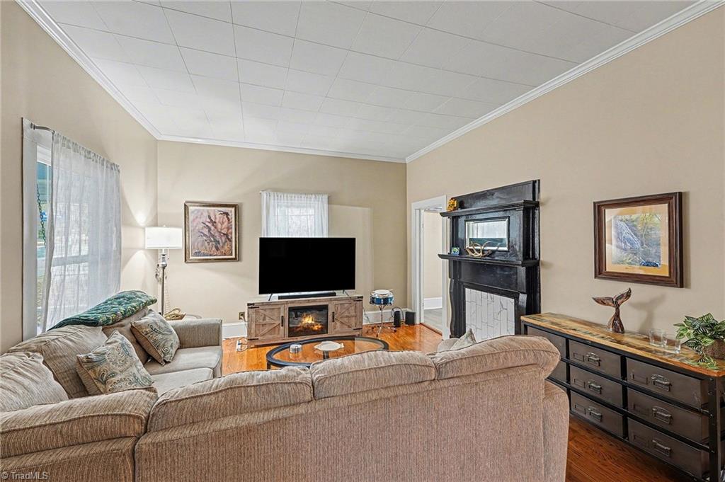 403 West Center Street Lexington, NC 27292 - Photo 8 of 46