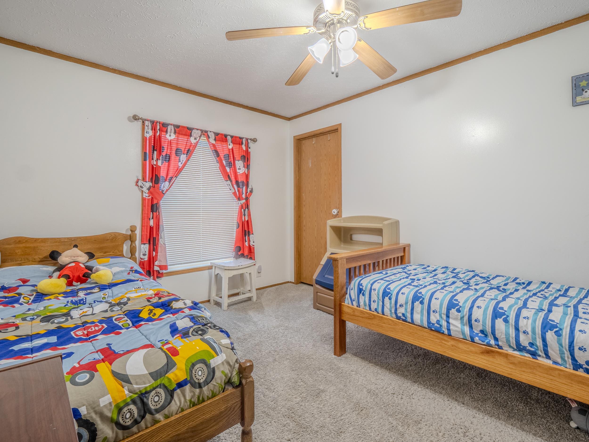 865 Walker Mountain Road Clarendon, VT 05759 - Photo 13 of 35