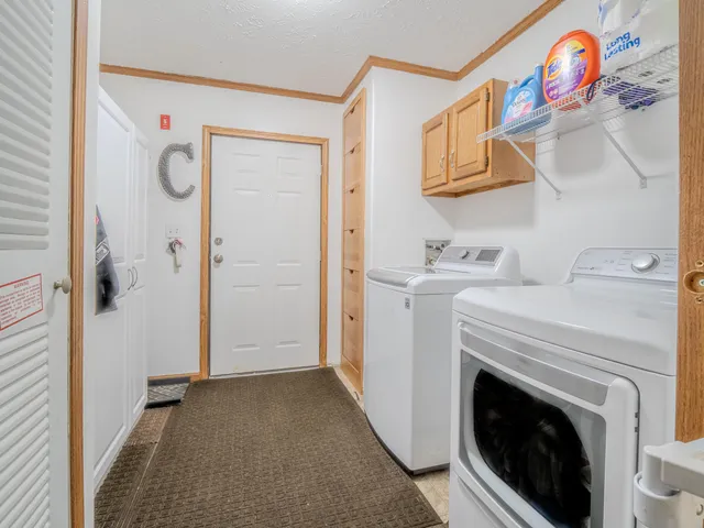 $305,000 | 865 Walker Mountain Road, Clarendon, VT 05759