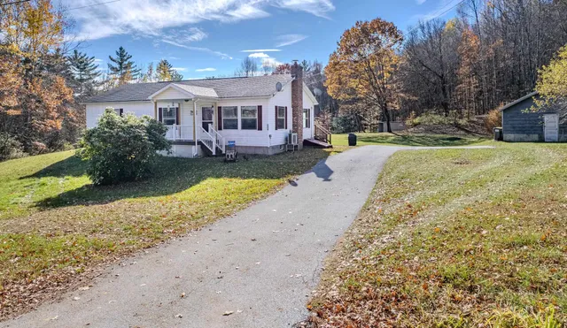 $305,000 | 865 Walker Mountain Road, Clarendon, VT 05759