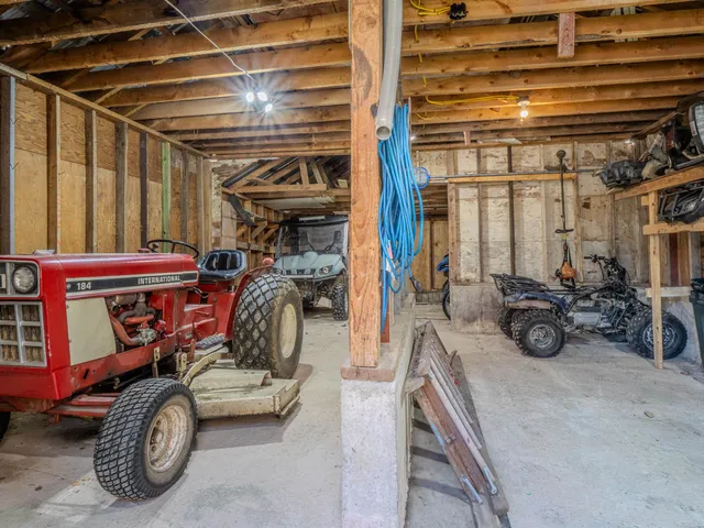 $305,000 | 865 Walker Mountain Road, Clarendon, VT 05759