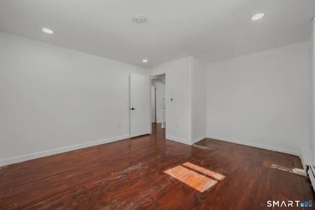 $489,900 | 31 Pegasus Drive, Groton, CT 06340