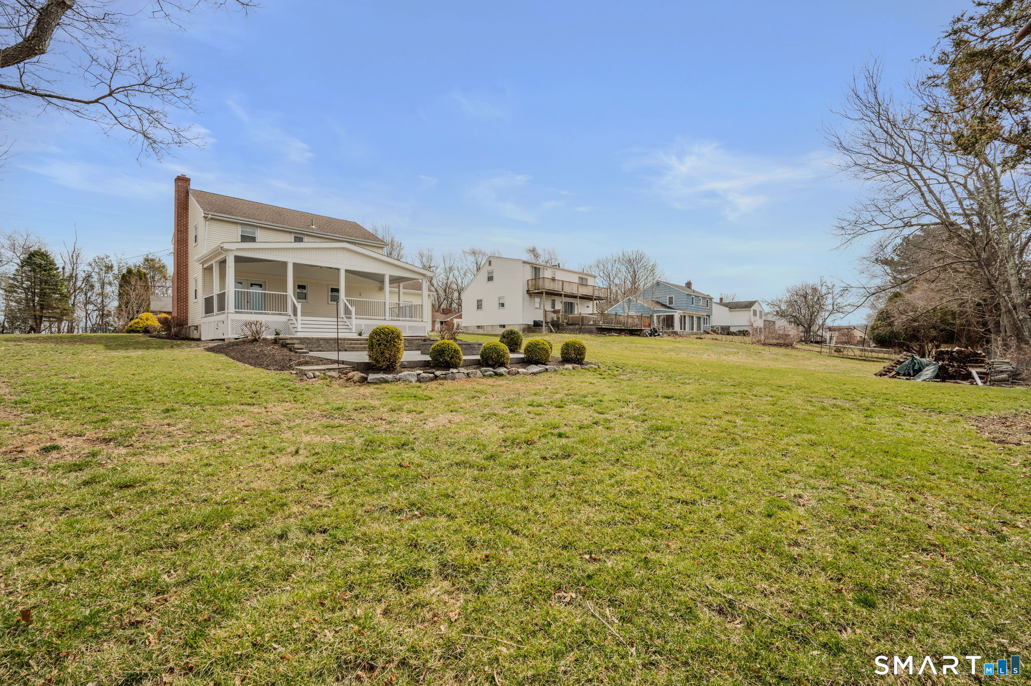 31 Pegasus Drive Groton, CT 06340 - Photo 3 of 37