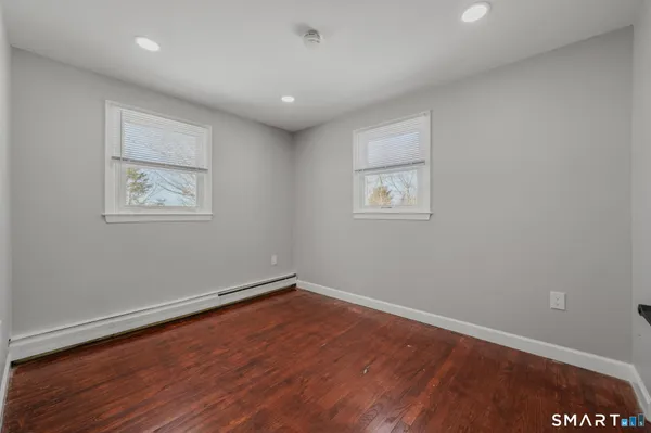 $489,900 | 31 Pegasus Drive, Groton, CT 06340
