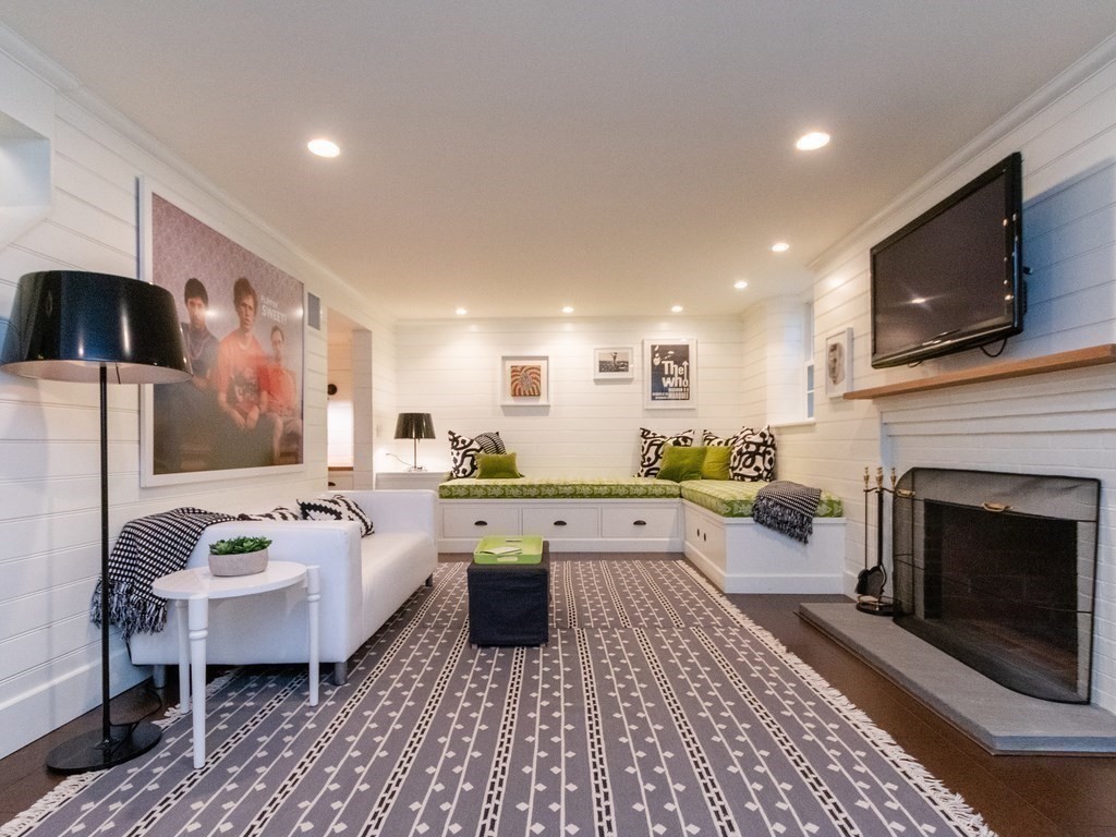 128 Dorset Road Newton, MA 02468 - Photo 28 of 36 Gallery Image 28