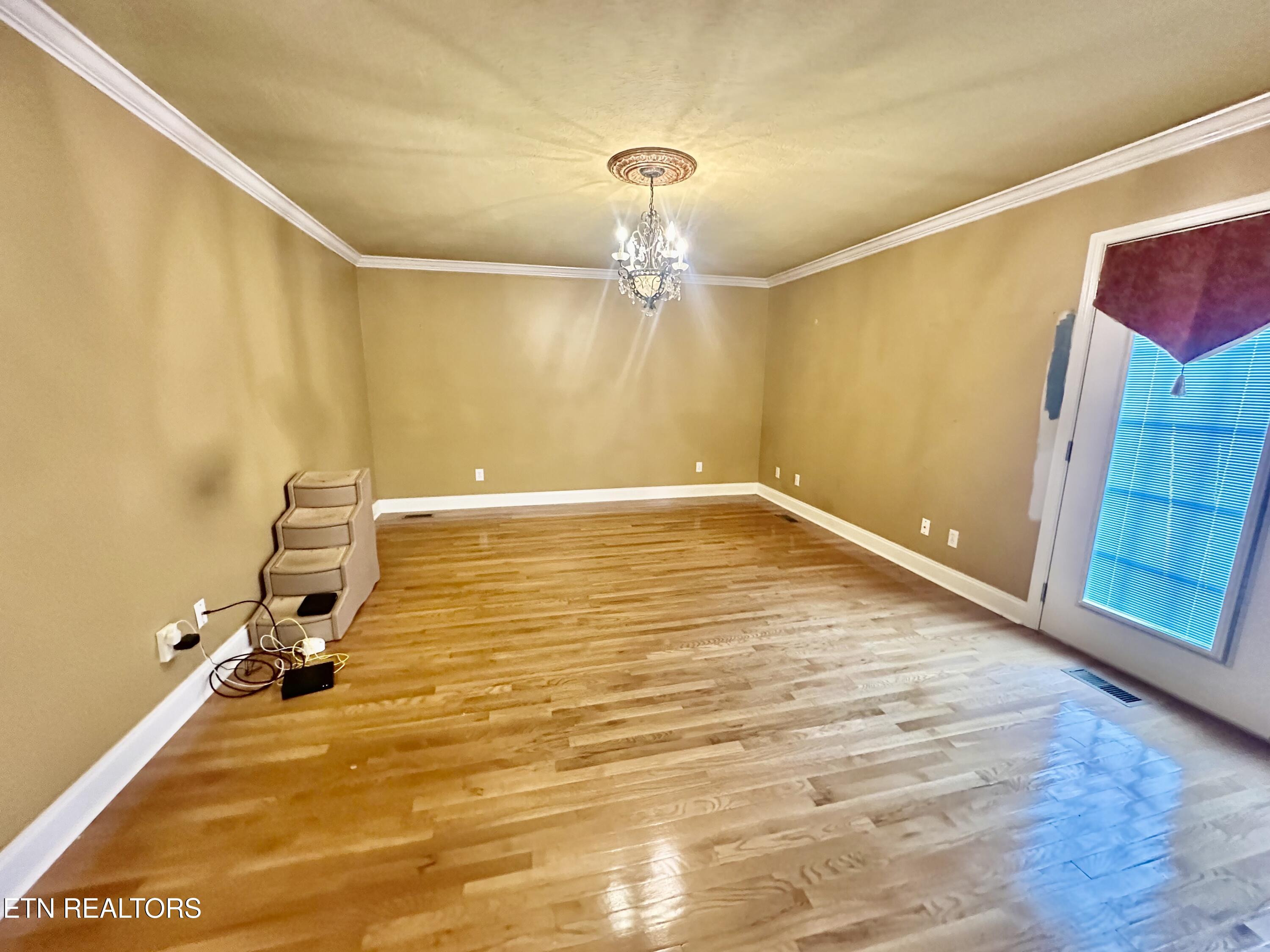 2219 Ridgecrest Drive Knoxville, TN 37918 - Photo 10 of 21 IMG_7349