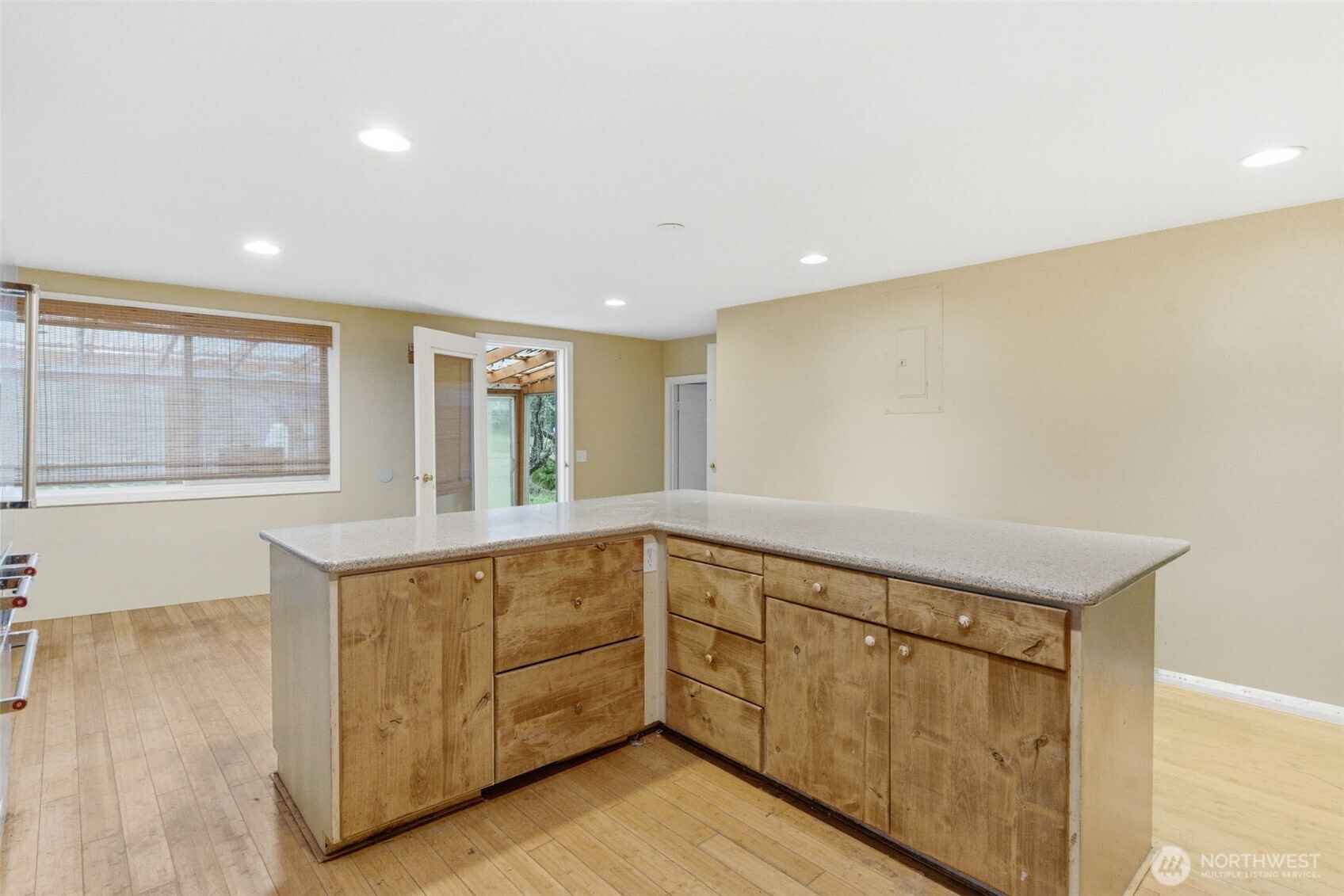153 Davidson Drive Sequim, WA 98382 - Photo 16 of 36 a view of an entryway