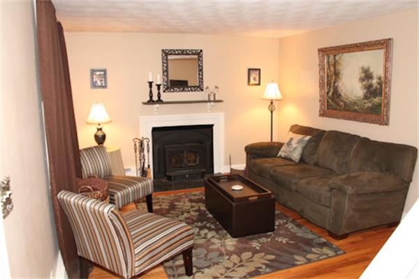 76 Roberts Road Ashland, MA 01721 - Photo 9 of 13 Gallery Image 9