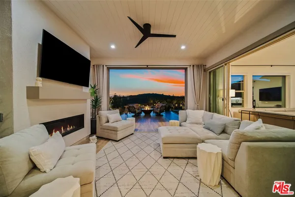 $2,485,000 | 2501 Presley Court, Camarillo, CA 93012