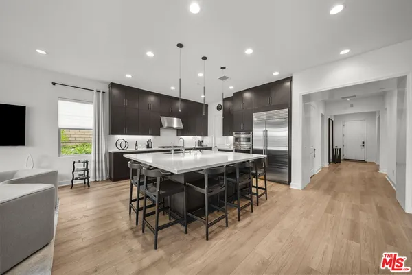 $2,485,000 | 2501 Presley Court, Camarillo, CA 93012