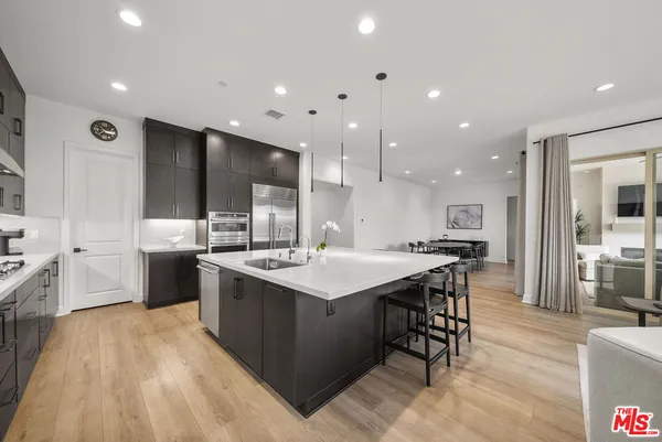 $2,485,000 | 2501 Presley Court, Camarillo, CA 93012