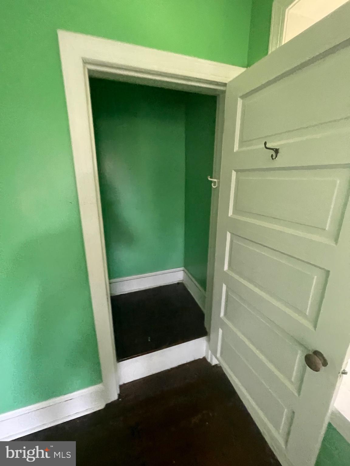 6416 Overbrook Avenue Philadelphia, PA 19151 - Photo 16 of 18 a view of entryway