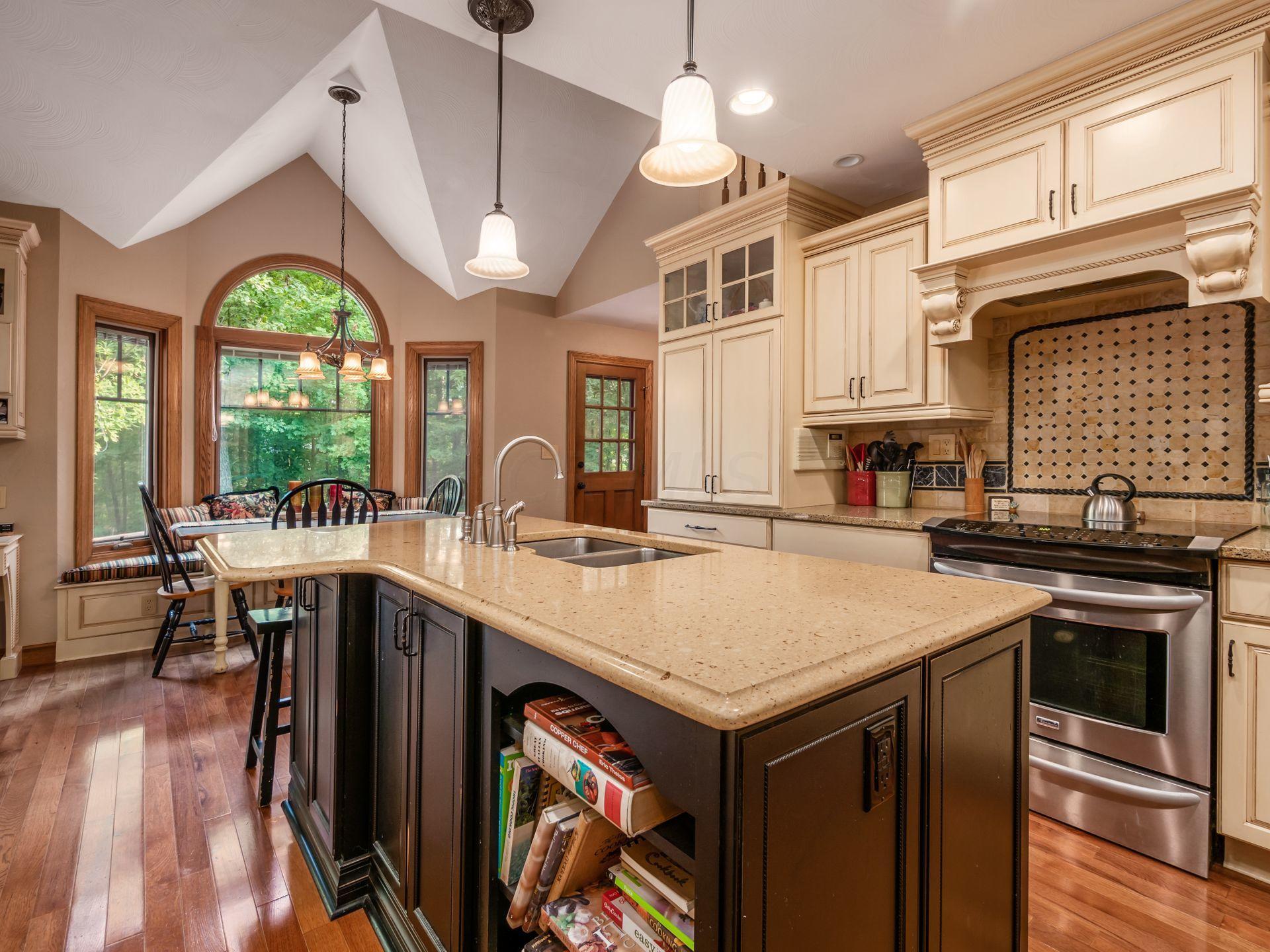 7790 Cook Road Powell, OH 43065 - Photo 8 of 43 Gallery Image 8