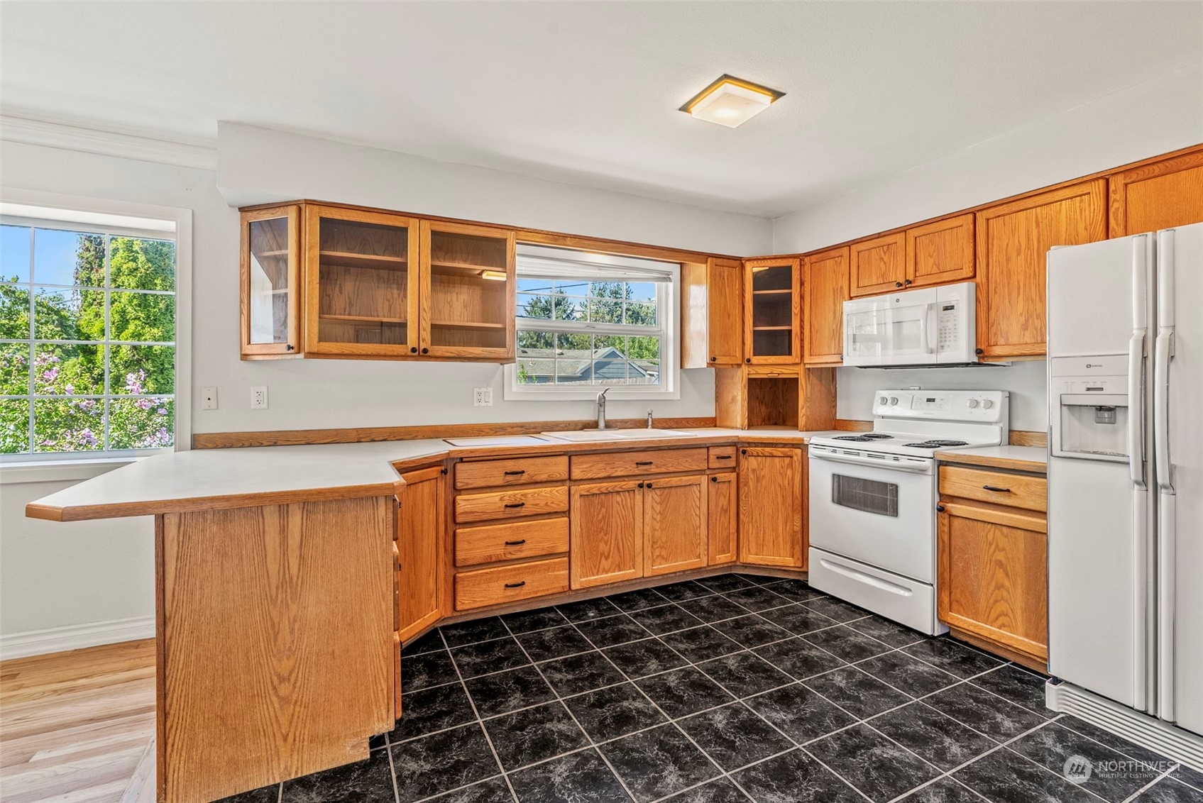 2140 Holcomb Loop Road Kelso, WA 98626 - Photo 13 of 35 Gallery Image 13
