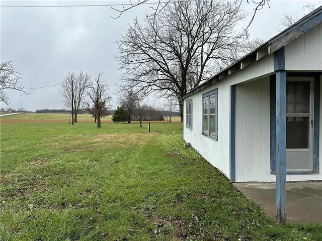 $45,000 | 12339 Highway 65, Cross Timbers, MO 65634
