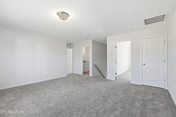 $470,849 | 1690 Hickory Meadows Drive, Knoxville, TN 37932