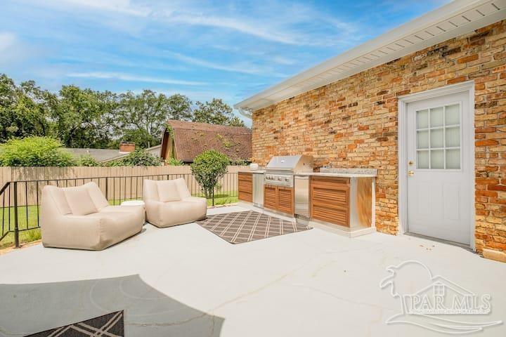 4095 Aiken Road Pensacola, FL 32503 - Photo 7 of 9