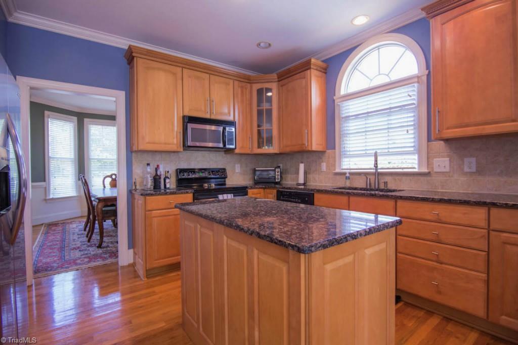 2068 Rossmore Road Clemmons, NC 27012 - Photo 3 of 27