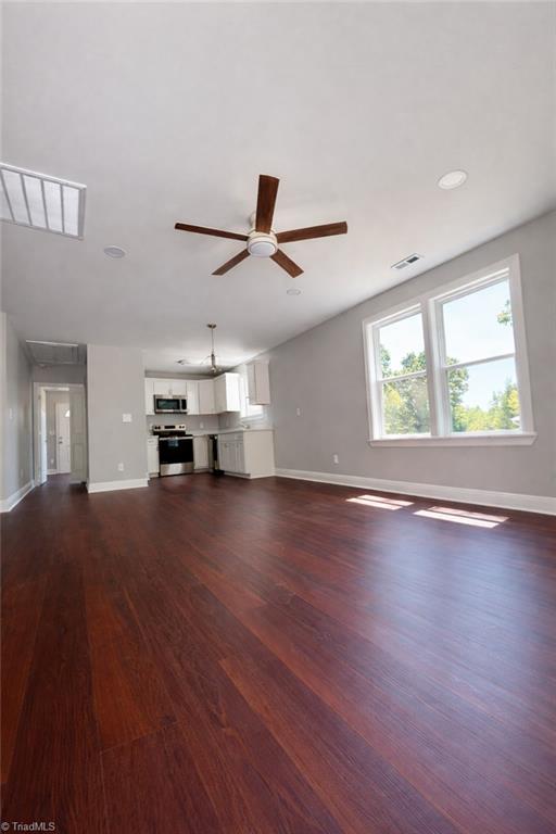 2627 William Allen Road Burlington, NC 27217 - Photo 2 of 10