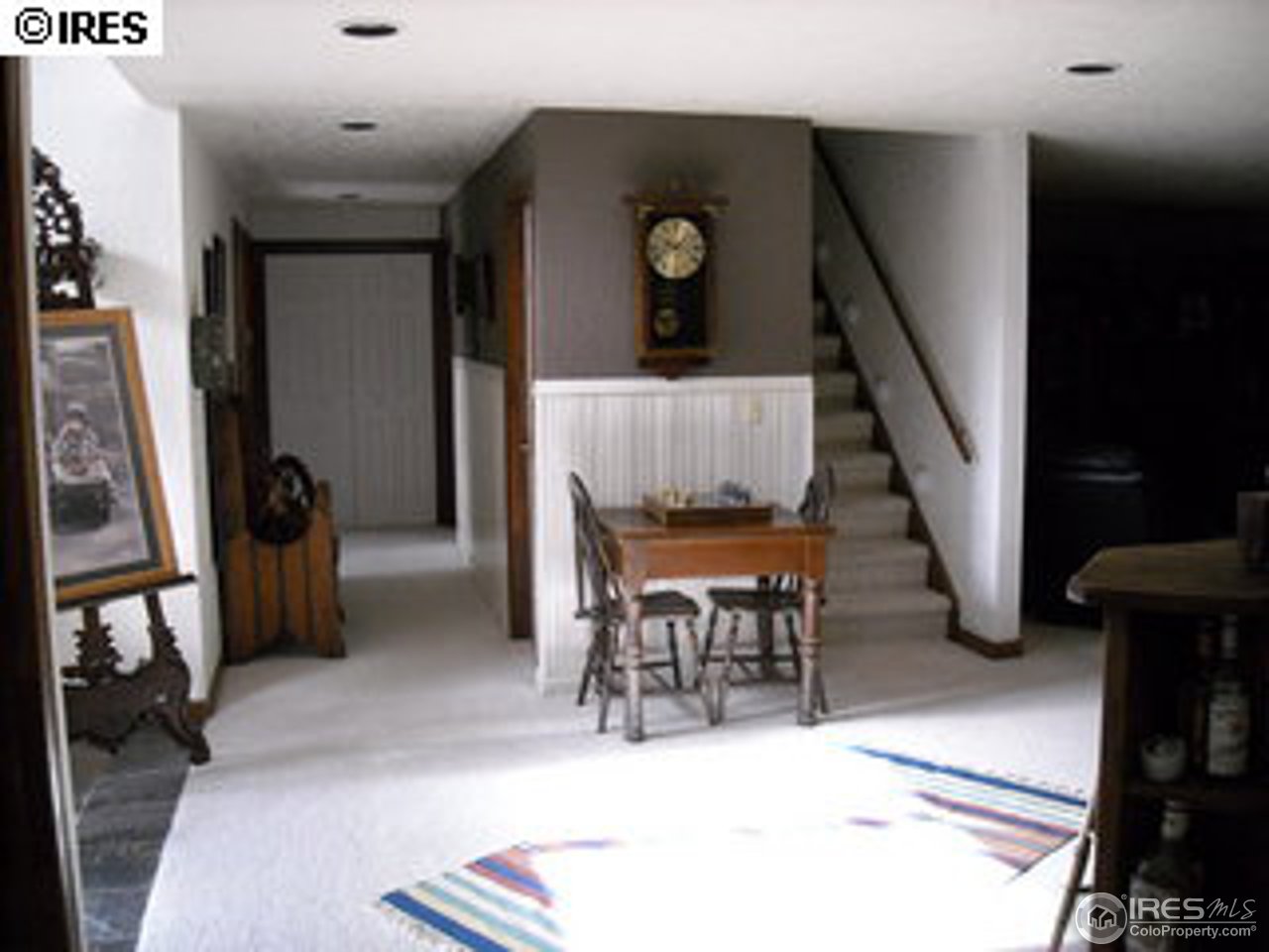 181 Chapman Road Boulder, CO 80302 - Photo 7 of 10 a view of a livingroom with furniture and entryway