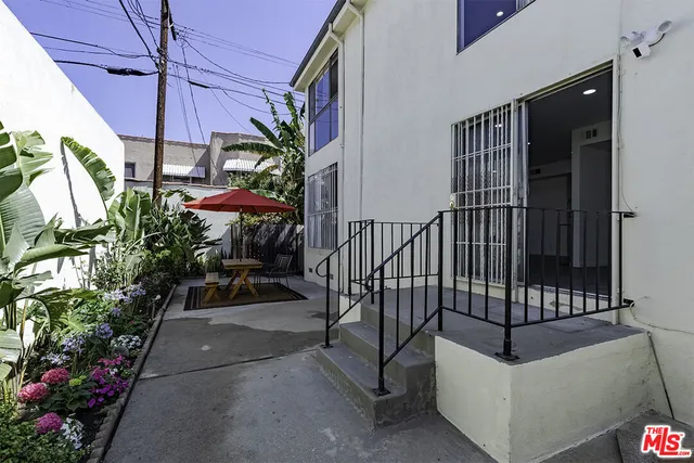 $4,695 | 1017 South Bedford Street, Unit 2, Los Angeles, CA 90035
