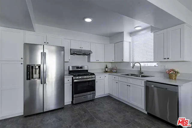 $4,695 | 1017 South Bedford Street, Unit 2, Los Angeles, CA 90035