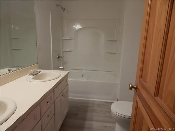 $2,850 | 32 Cambridge Avenue, Milford, CT 06460