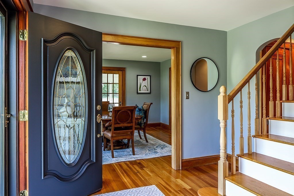 26 Windsor Road Westwood, MA 02090 - Photo 3 of 41 a view of living room