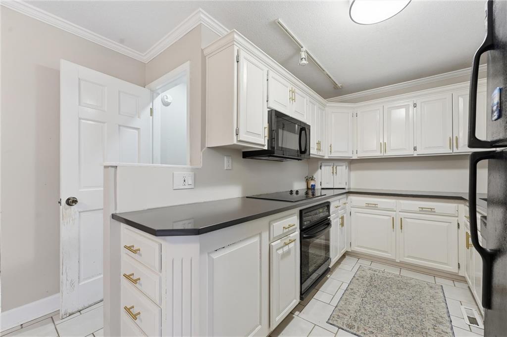 5016 Northwest Linden Road Kansas City, MO 64151 - Photo 13 of 27