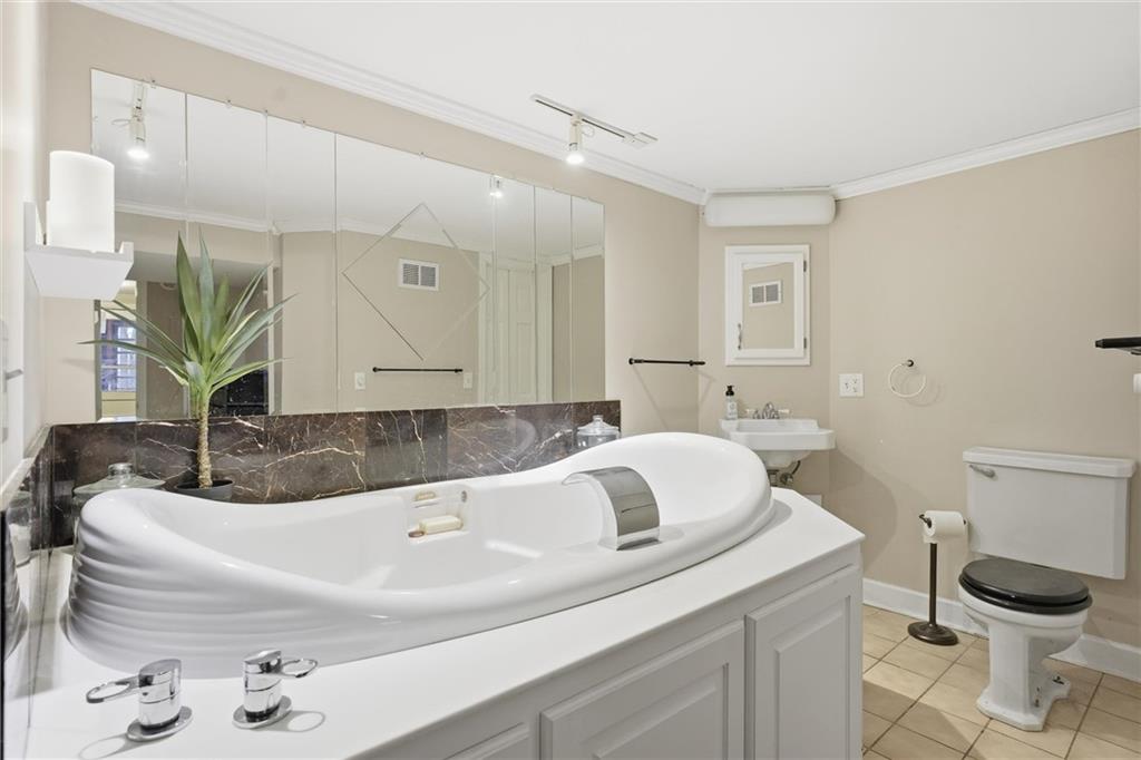 5016 Northwest Linden Road Kansas City, MO 64151 - Photo 23 of 27