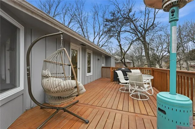 $345,000 | 5016 Northwest Linden Road, Kansas City, MO 64151