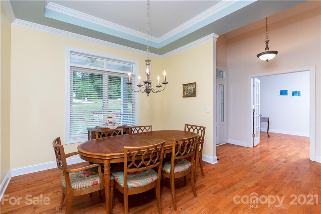 733 Flamingo Road Clover, SC 29710 - Photo 4 of 48 a dining room with furniture and window
