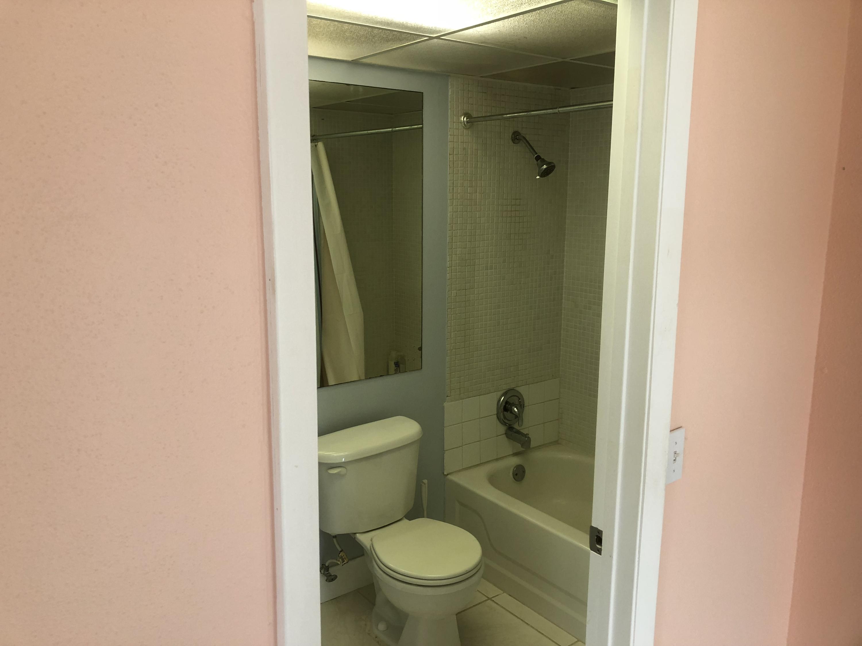 247 Flanders F Delray Beach, FL 33484 - Photo 13 of 19 IMG_5805