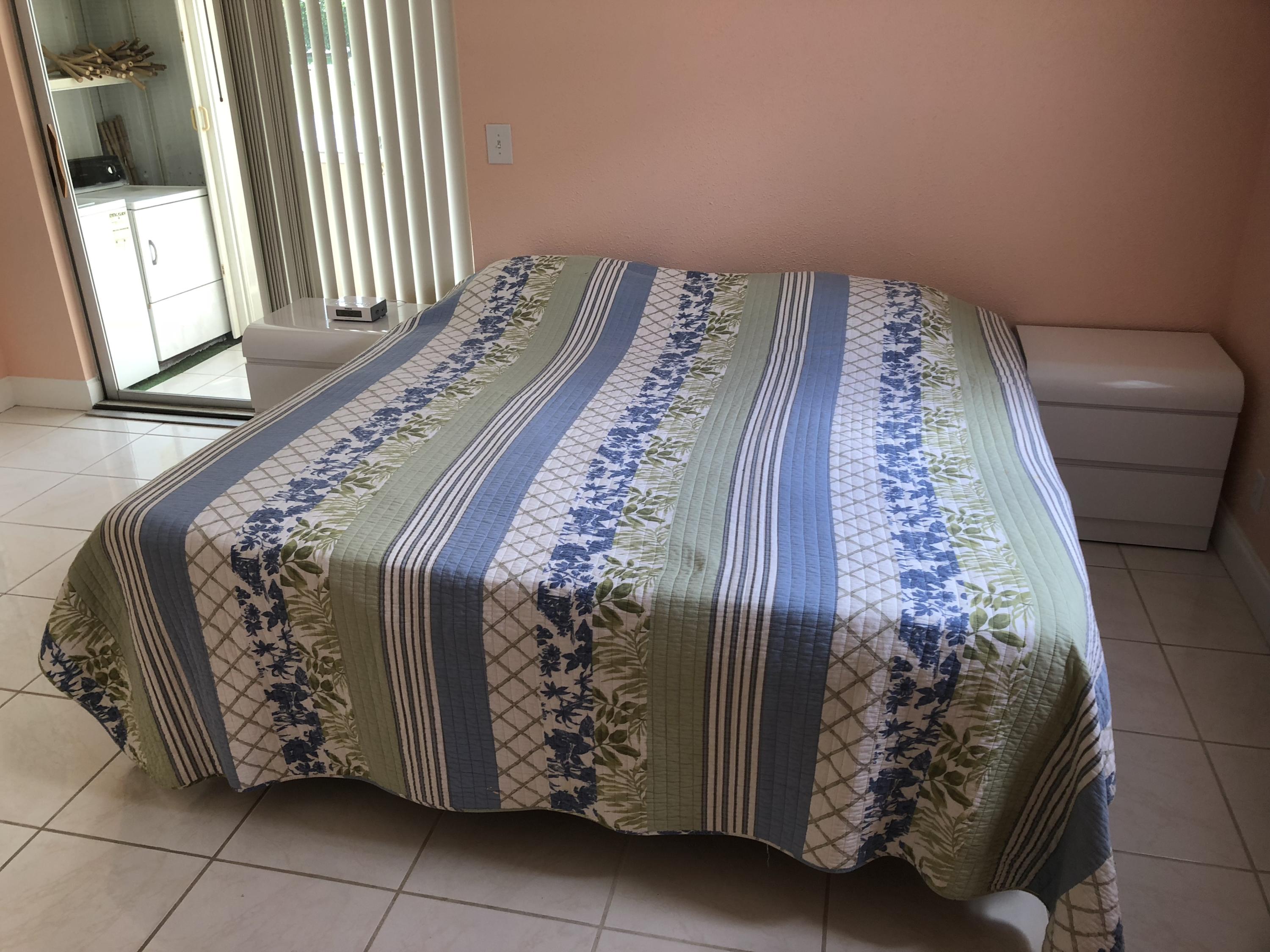 247 Flanders F Delray Beach, FL 33484 - Photo 16 of 19 Queen B ed & end tables