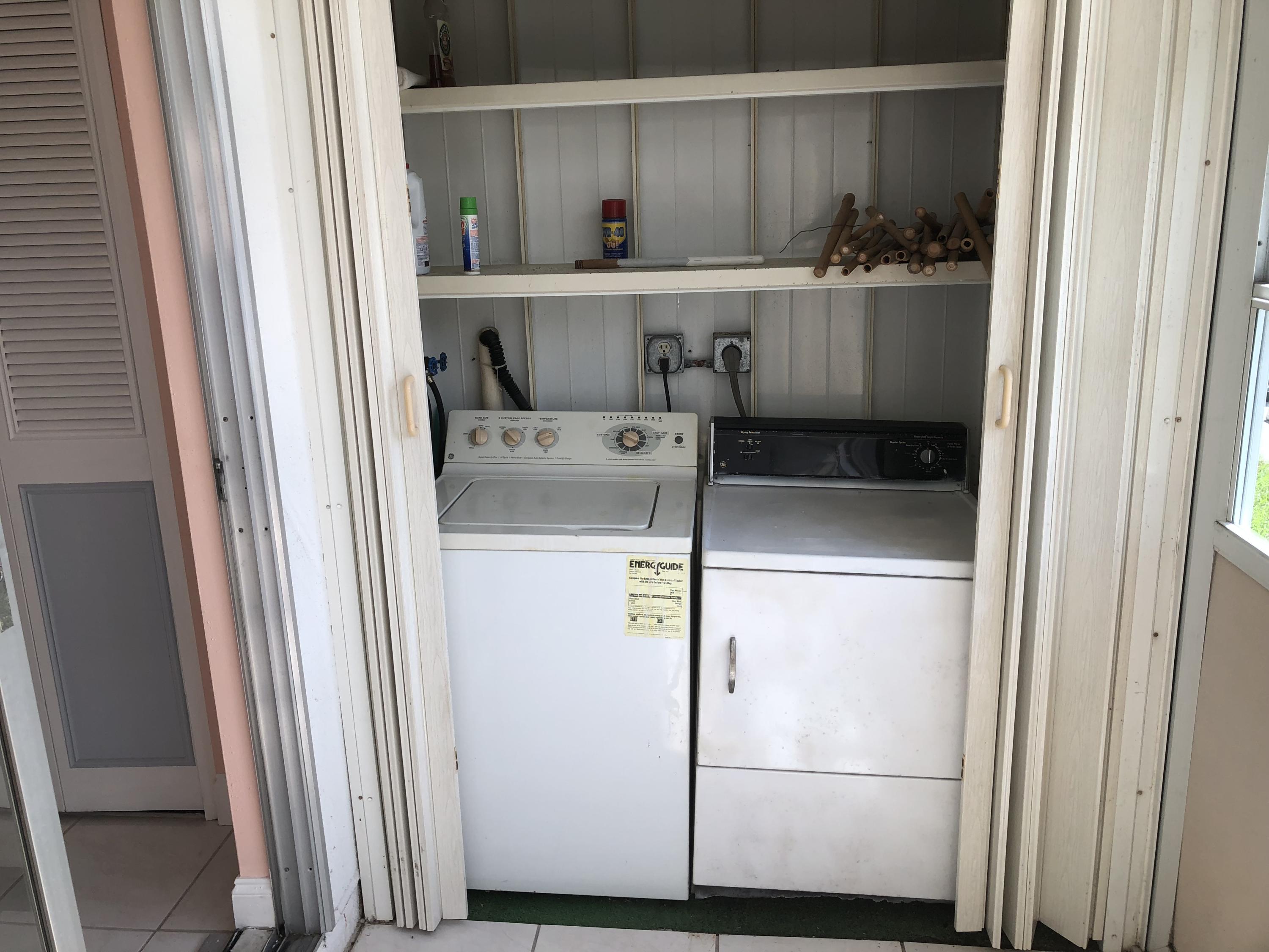 247 Flanders F Delray Beach, FL 33484 - Photo 17 of 19 Washer/Dryer